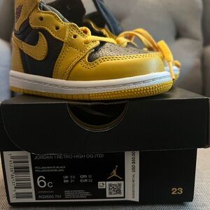 Nike Kids Jordan 1 Retro High OG - Yellow and Black